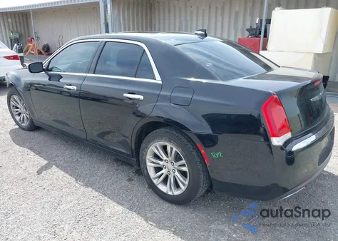 2015 Chrysler 300C z USA, uszkodzony, nr VIN 2C3CCAEG7FH818205